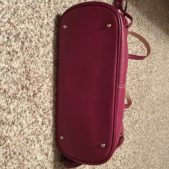 Dooney & Burke fuchsia tote. Great condition used 1 time - Picture 4 of 6